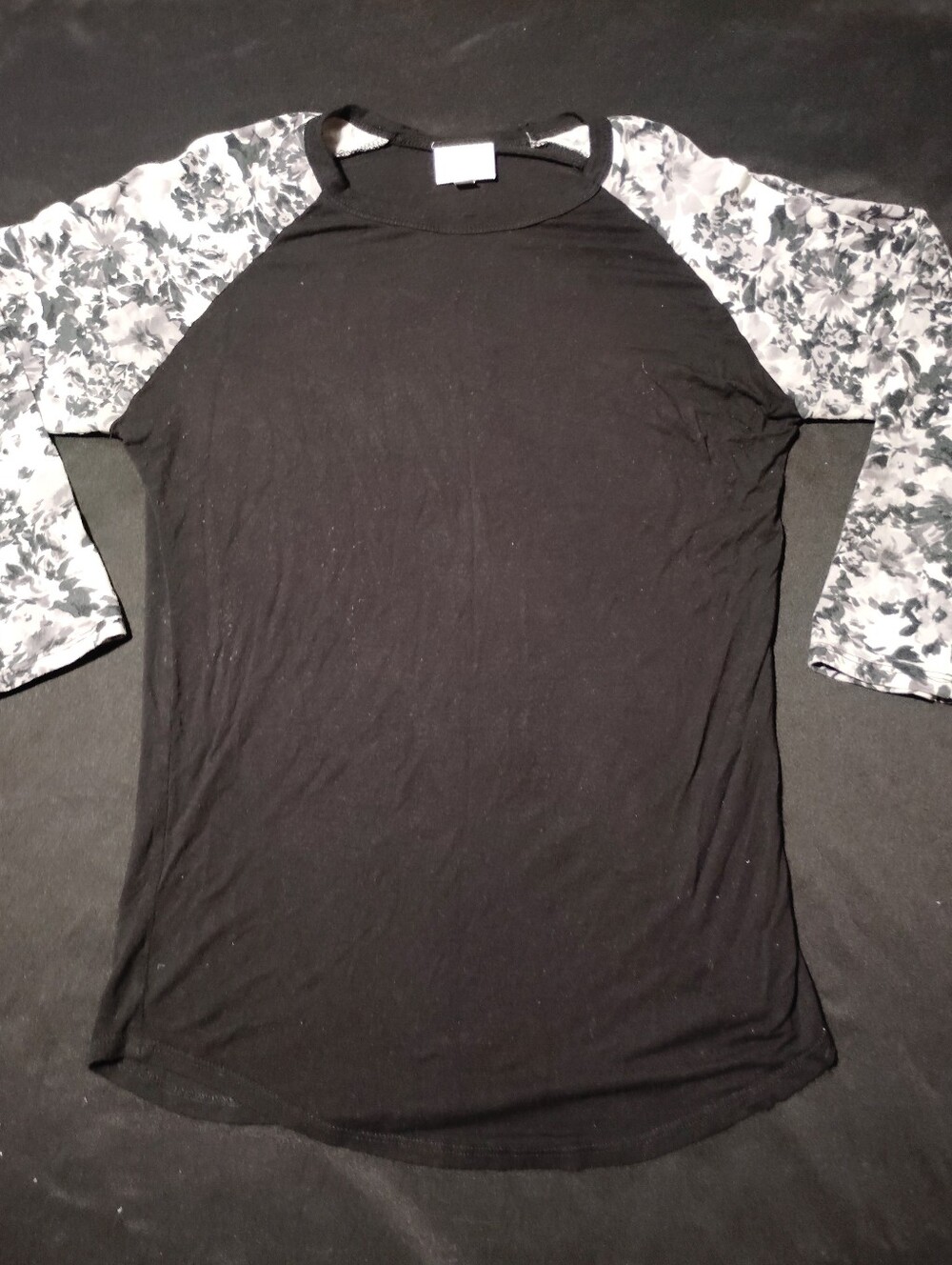 LuLaRoe Black Raglan Tee with Gray Floral Sleeves